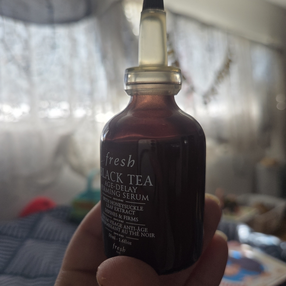 Fresh Black Tea Age-Delay Firming Serum - Picture 2 of 2
